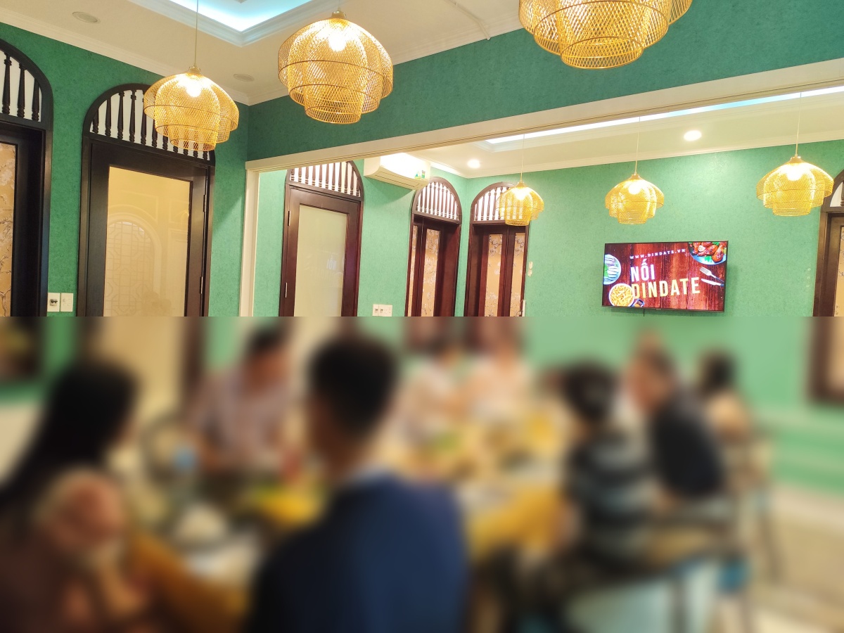 Dindate0410255.jpg
