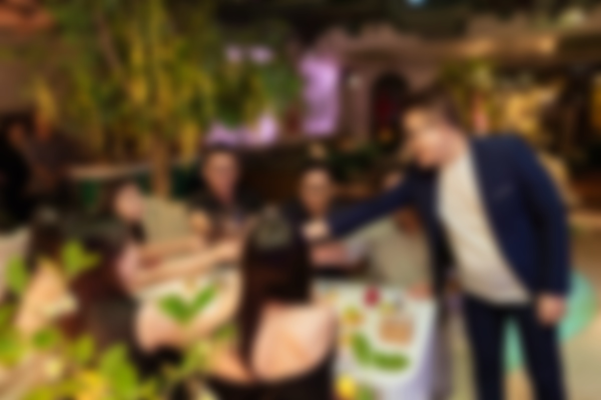 LUXURYDATING1107202641.JPG
