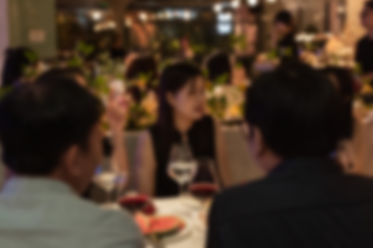 LUXURYDATING1107202645.JPG
