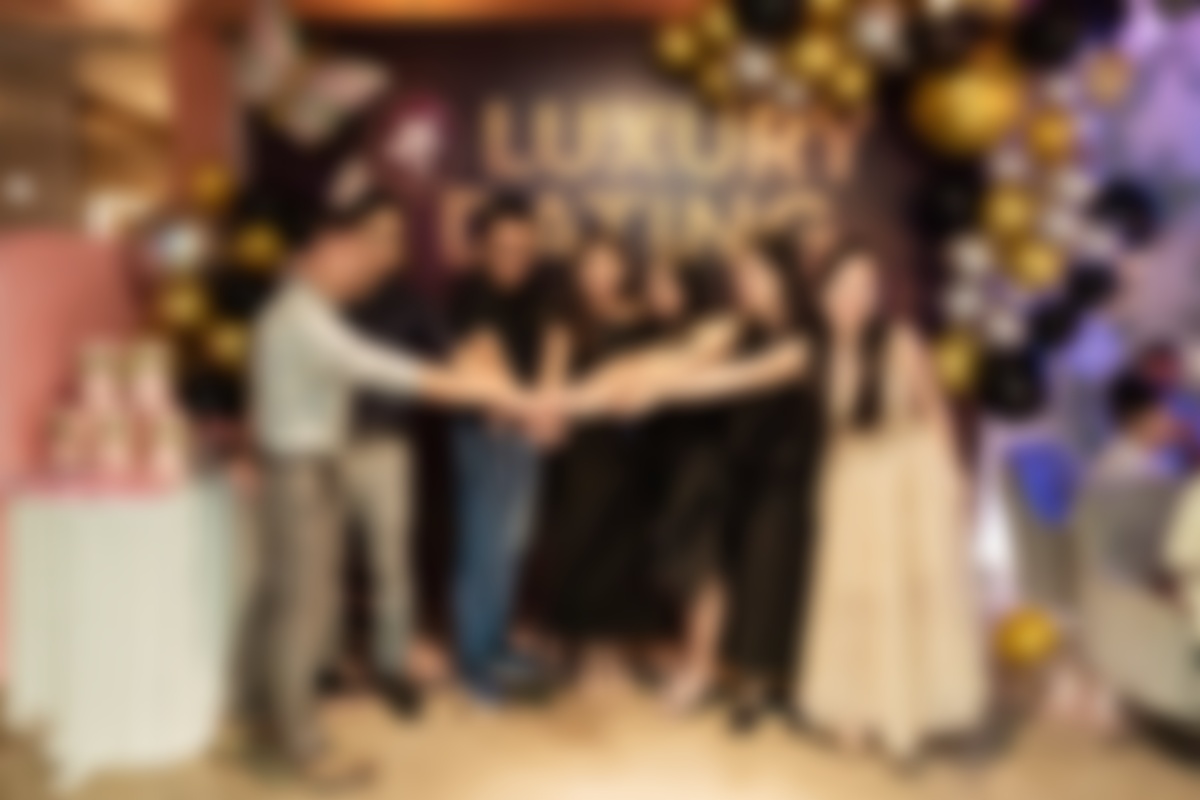 LUXURYDATING1107202651.JPG