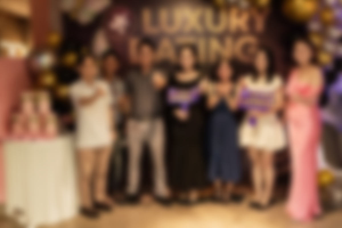 LUXURYDATING1107202653.JPG