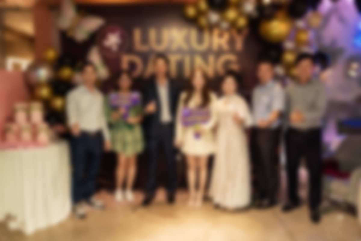 LUXURYDATING1107202654.JPG