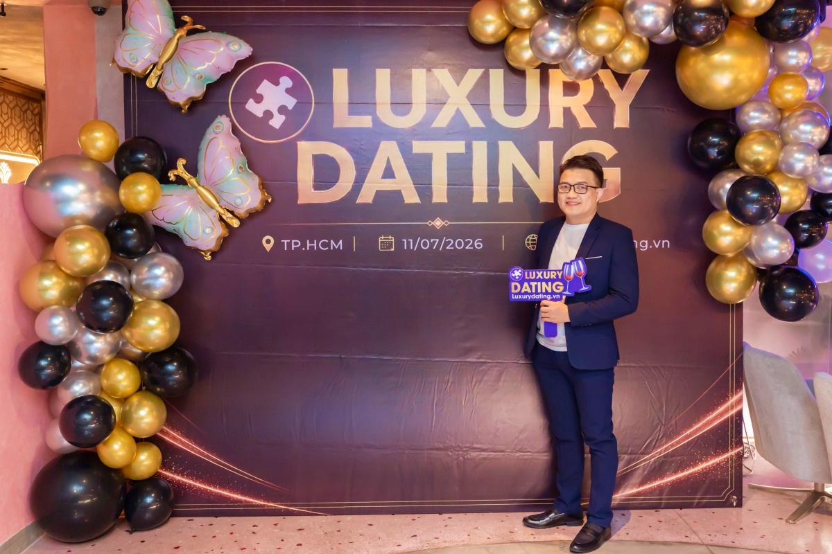 LUXURYDATING110720266.JPG