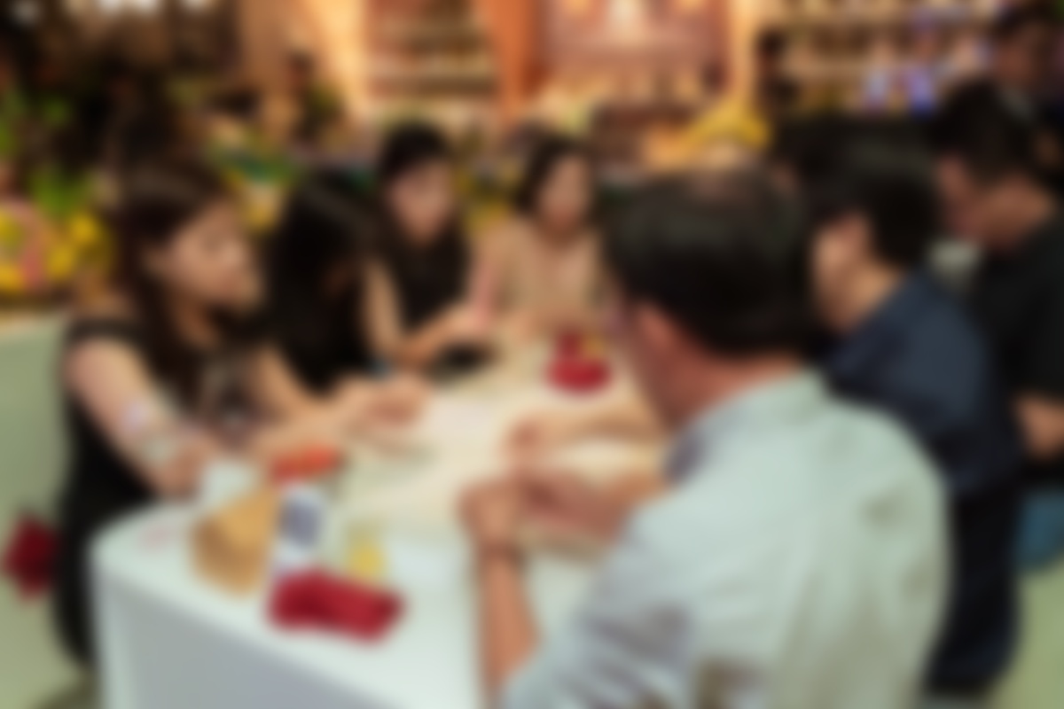 LUXURYDATING1107202662.JPG