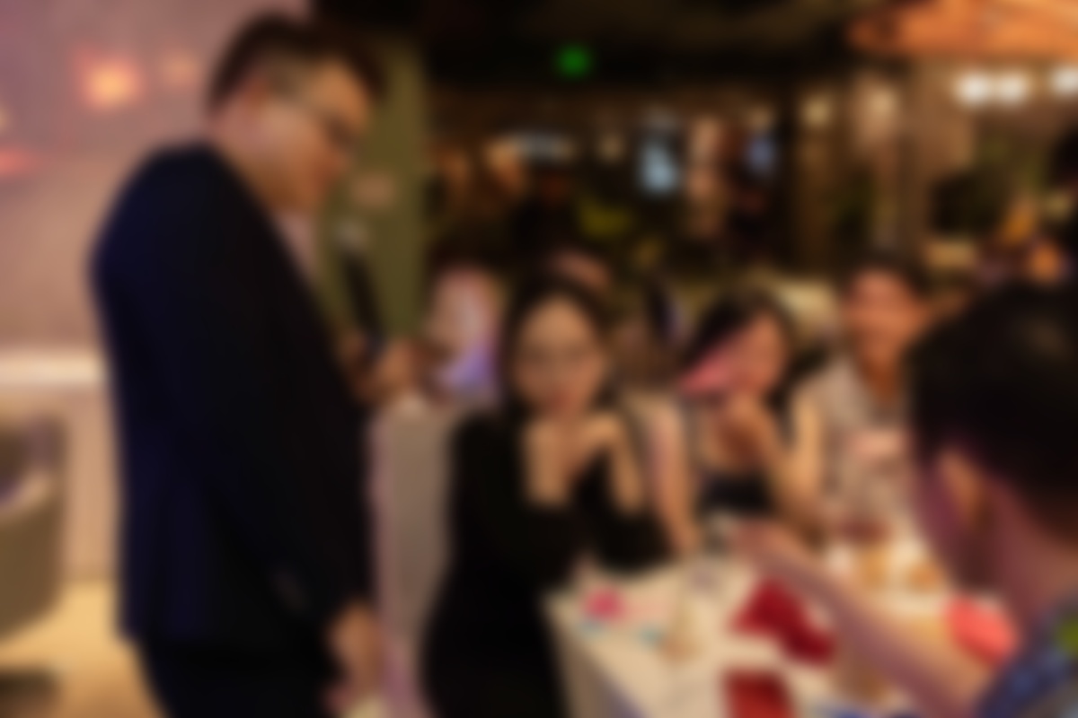 LUXURYDATING1107202669.JPG